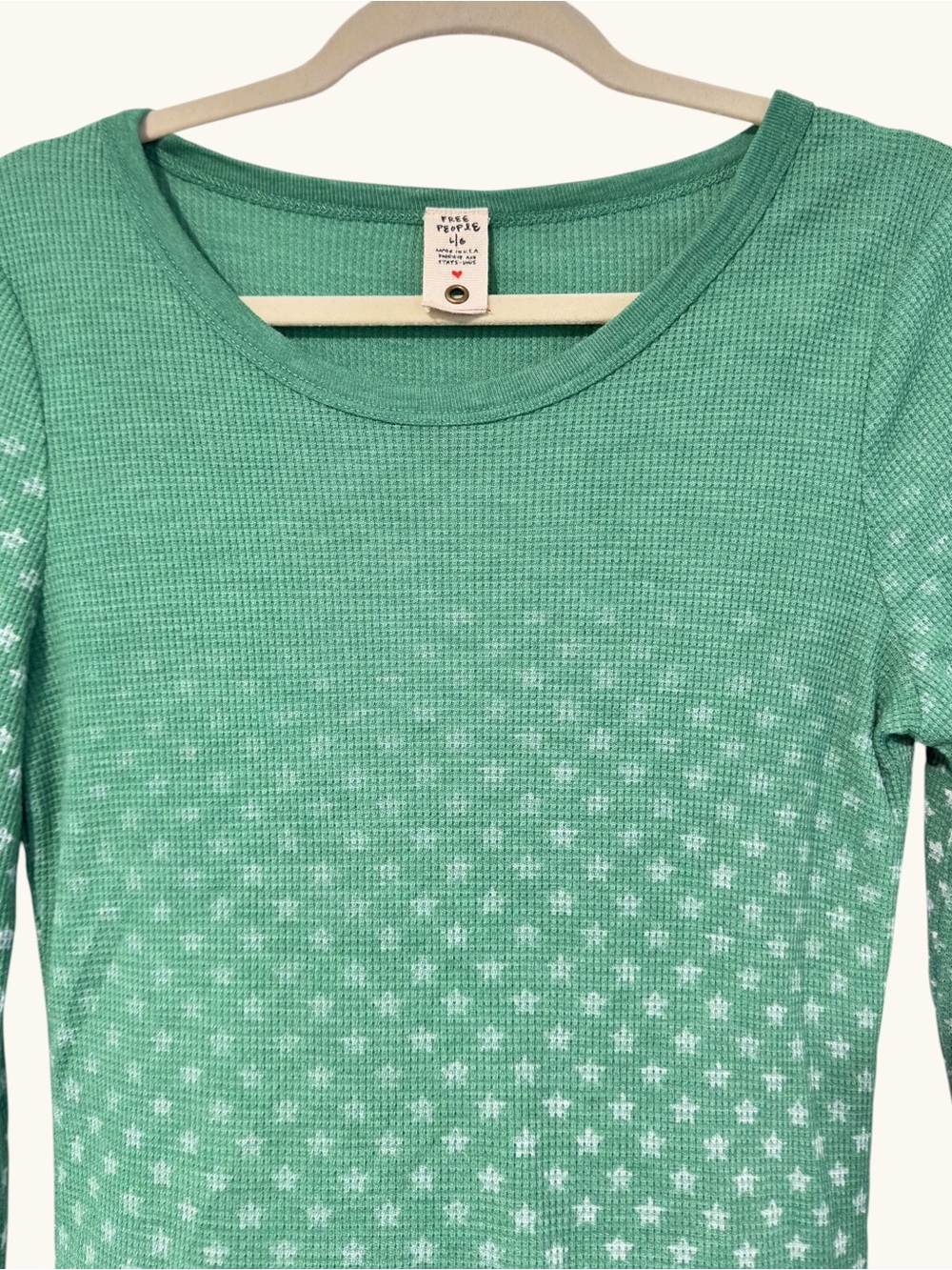 Free People Green Star Print Thermal Long Sleeve Top Size L - Picture 4 of 10